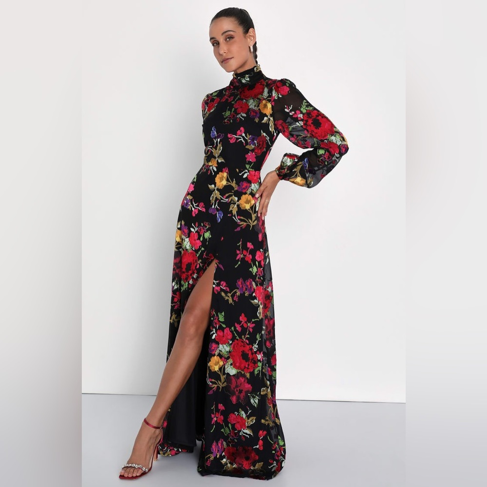 Lulu’s - Graceful Arrival Black Floral Burnout Backless Maxi Dress (Size Large)